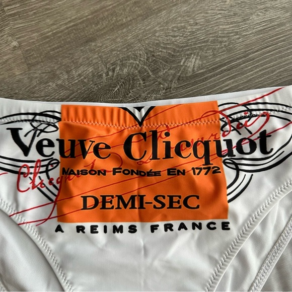 Veuve Clicquot White Bikini Bottoms and White Sarong - Picture 2 of 9